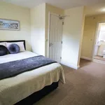 Rent 5 bedroom house in Doncaster