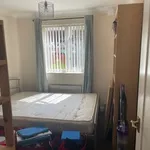 Rent 2 bedroom flat in Salford