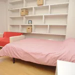 Rent 8 bedroom apartment in Valencia