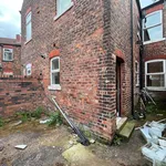 Rent 4 bedroom house in Salford