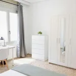 Rent 6 bedroom apartment in Valencia