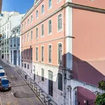 Rent 2 bedroom apartment of 840 m² in Lisbon