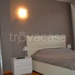 Rent 2 bedroom apartment of 61 m² in Desenzano del Garda