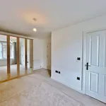 Rent 2 bedroom flat in mostyn