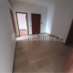 Rent 4 bedroom apartment of 80 m² in Piacenza