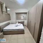 Affitto 2 camera appartamento di 50 m² in Naples