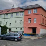 Pronajměte si 3 ložnic/e byt o rozloze 79 m² v Karlovy Vary