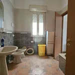 Affitto 4 camera appartamento di 127 m² in Palermo