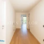 Rent 5 bedroom apartment of 100 m² in Milan