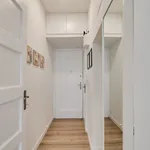 Pronajměte si 1 ložnic/e byt o rozloze 33 m² v Prague