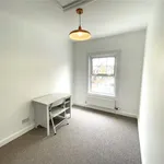 Rent 3 bedroom apartment in Oxford