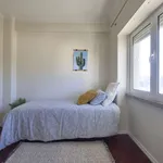 Rent a room in lisbon