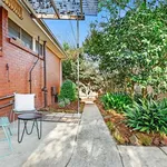 Rent 2 bedroom apartment in Malvern East