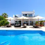 Rent 6 bedroom house of 1000 m² in Marbella