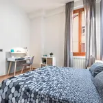 Rent 4 bedroom apartment in Venice