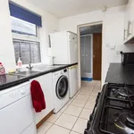 Rent 2 bedroom flat in West Midlands