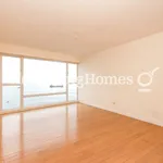 Rent 3 bedroom apartment of 190 m² in Pokfulam