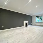 Rent 2 bedroom flat in Woking