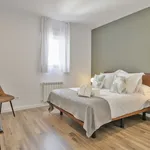 Rent 2 bedroom apartment of 936 m² in Barcelona