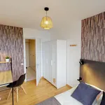 Rent 4 bedroom apartment in Lille