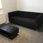 Rent 2 bedroom flat in Worcester