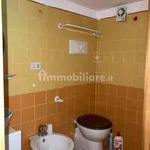 Rent 1 bedroom apartment of 275 m² in Naples