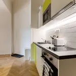 Pronajměte si pokoj o rozloze 92 m² v prague