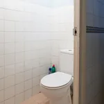 Rent 4 bedroom apartment in Barcelona