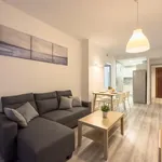 Rent 4 bedroom apartment of 75 m² in Barcelona