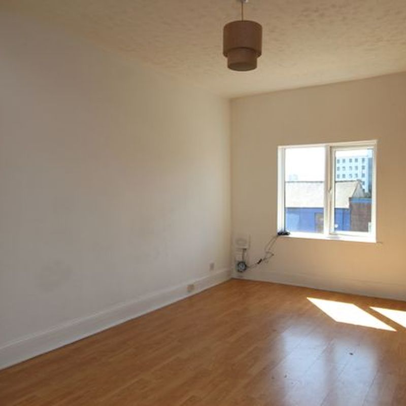 Flat to rent in Spring Bank, Hull HU3