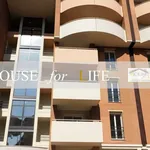 Rent 2 bedroom apartment of 60 m² in Roma