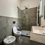 Affitto 3 camera appartamento di 61 m² in Firenze