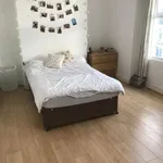 Rent 6 bedroom house in Swansea