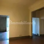 Affitto 5 camera appartamento di 175 m² in Florence