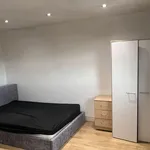 Rent 6 bedroom house in East Of England