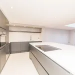 Rent 6 bedroom house in South East England