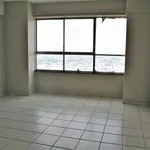 Rent 1 bedroom apartment in Johannesburg