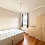 Rent 3 bedroom apartment in London