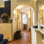 Rent 6 bedroom apartment of 80 m² in Rome