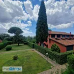 Rent 5 bedroom house of 300 m² in Rome