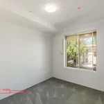 Rent 4 bedroom house in Waikiki