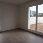 Appartement de 56 m² avec 3 chambre(s) en location à Ajaccio