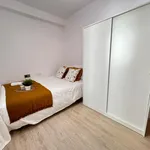 Rent 5 bedroom apartment in Valencia