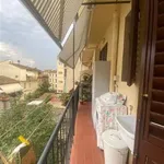 Rent 4 bedroom apartment of 75 m² in Florence