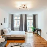 Rent 5 bedroom apartment of 120 m² in Berlin