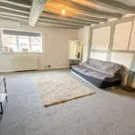 Rent 2 bedroom flat in West Midlands