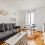 Rent 2 bedroom apartment of 45 m² in Paris