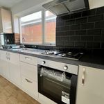 Rent 2 bedroom flat in West Midlands