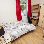 Rent 2 bedroom flat in West Midlands