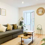 Rent 2 bedroom apartment of 75 m² in lisbon